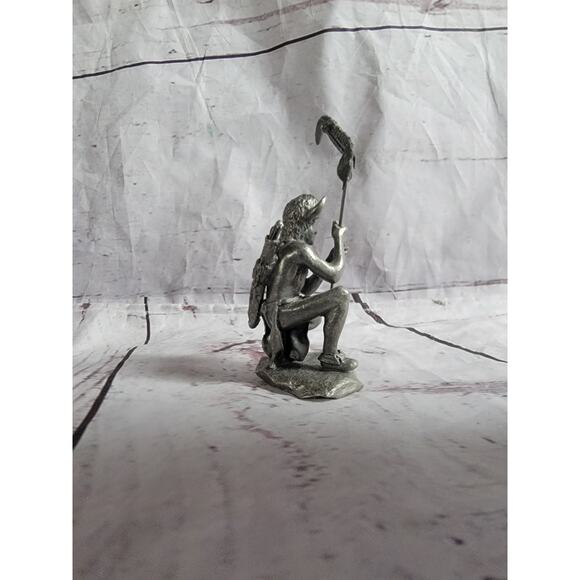 Hudson Pewter 1980 Blackfoot Warrior miniature 3in figurine - Picture 4 of 7